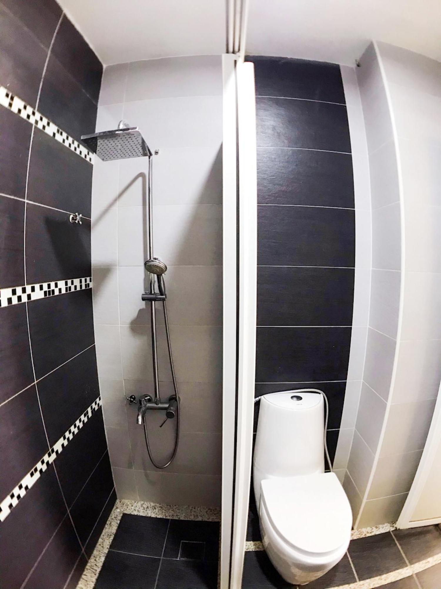 Melaka City View Homestay: Balcony Apartment near Jonker Street Malacca Exterior photo