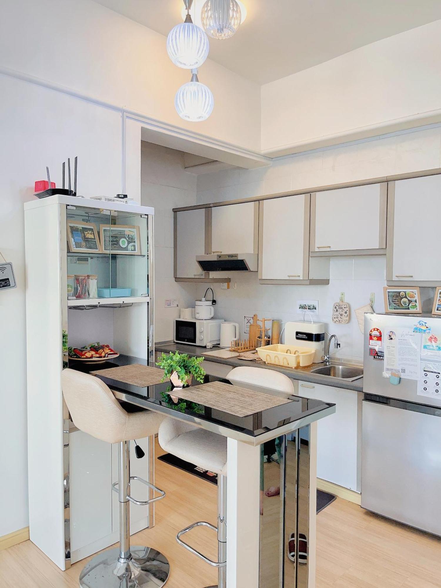 Melaka City View Homestay: Balcony Apartment near Jonker Street Malacca Exterior photo