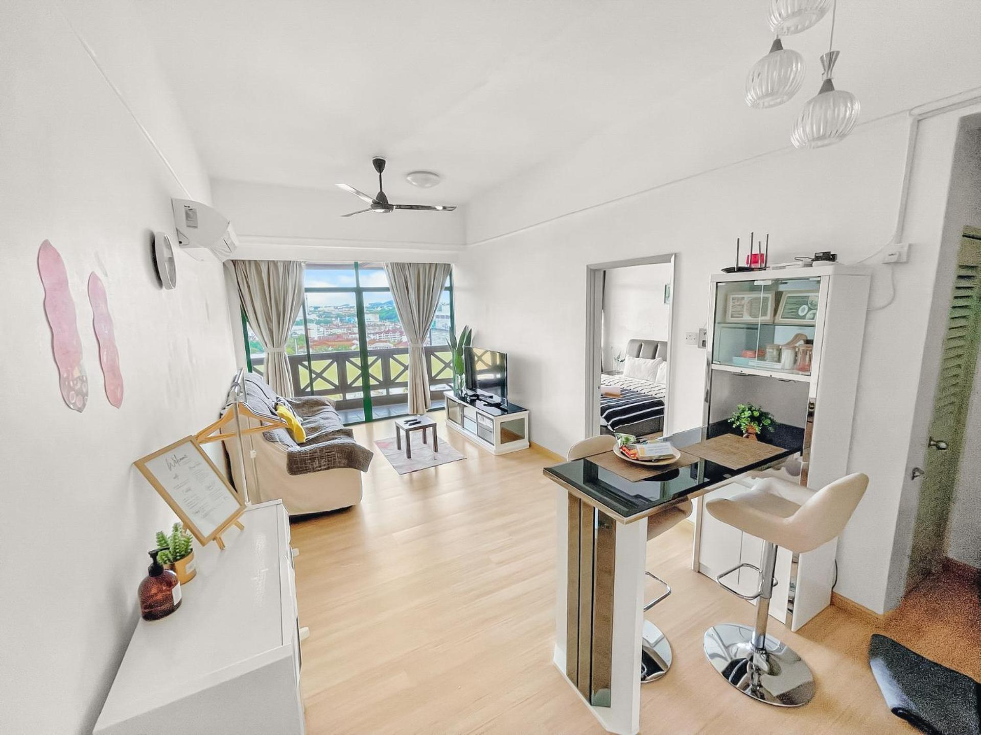 Melaka City View Homestay: Balcony Apartment near Jonker Street Malacca Exterior photo